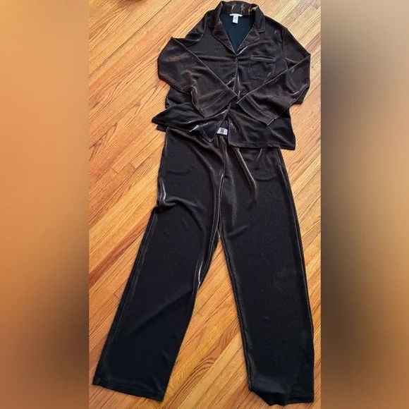 Victoria’s Secret Metallic Shimmer Knit Lounge Set Brown Logo Waist Pajama Set M